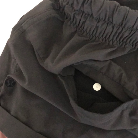 Lululemon Spring Break Away Short - Picture 7 of 7